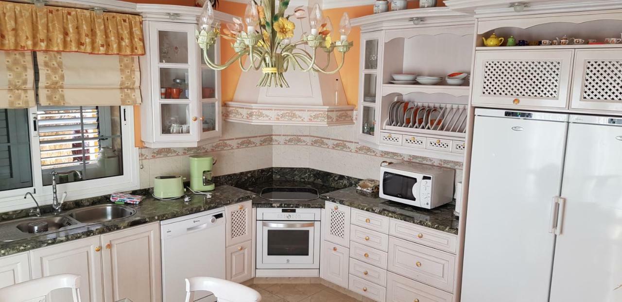 Holiday Home Hemi Valsequillo Luaran gambar